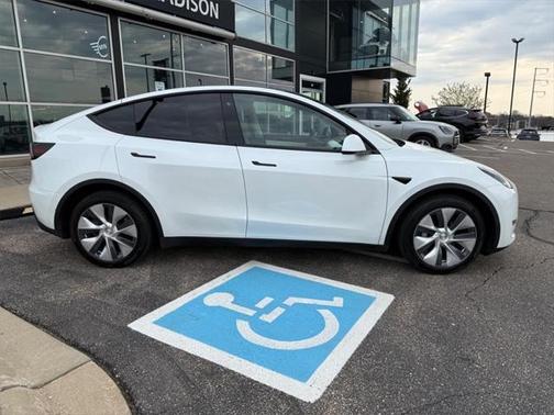 2020 Tesla Model Y Long Range Dual Motor All-Wheel Drive