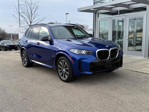 2025 BMW X5 M60i