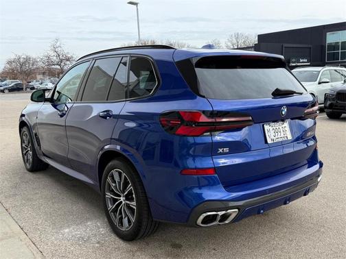 2025 BMW X5 M60i
