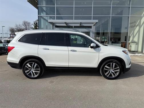 2016 Honda Pilot Elite