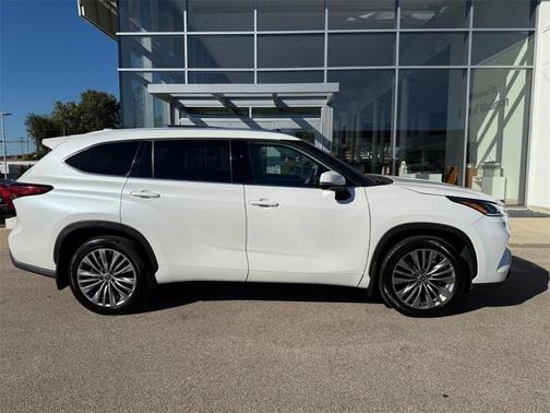 2021 Toyota Highlander Platinum