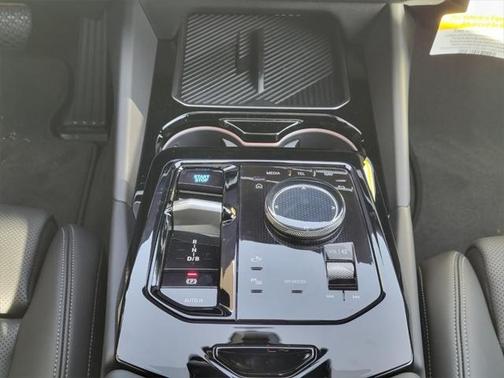 2025 BMW i5 xDrive40