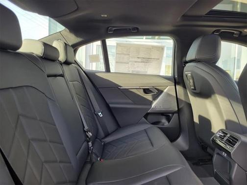 2025 BMW i5 xDrive40