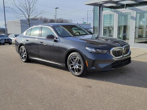 2025 BMW i5 xDrive40