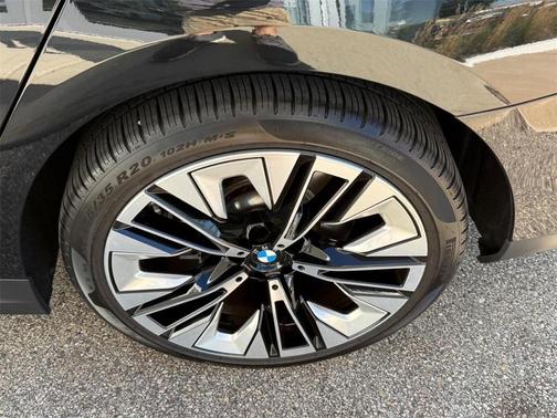2025 BMW 540 i xDrive