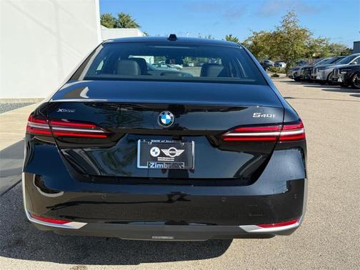2025 BMW 540 i xDrive