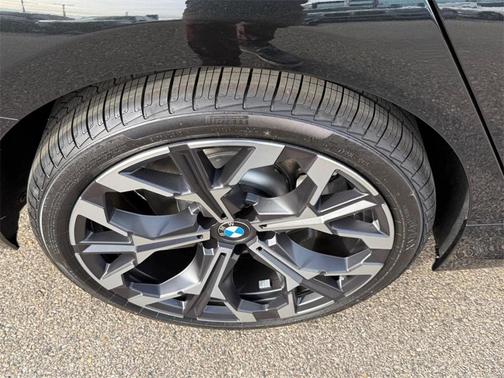 2026 BMW 330 i xDrive