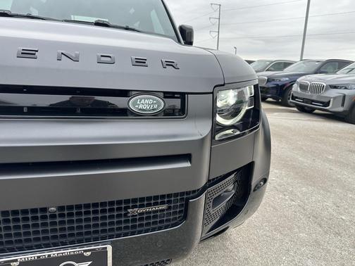 2023 Land Rover Defender 90 X-Dynamic SE