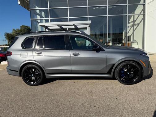 2026 BMW X7 M60i
