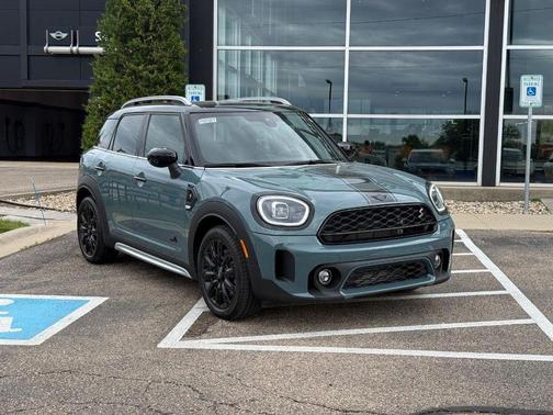 Sage Green Metallic 2024 MINI Countryman Cooper S ALL4