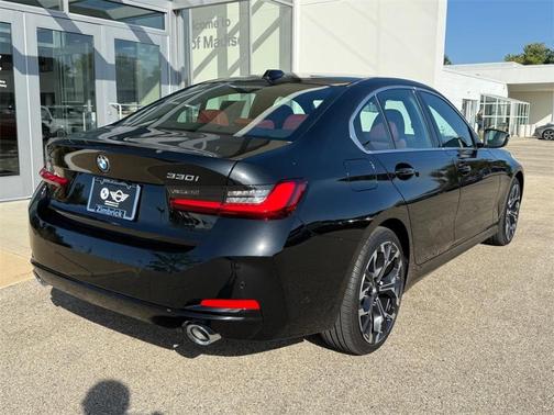 2025 BMW 330 i xDrive