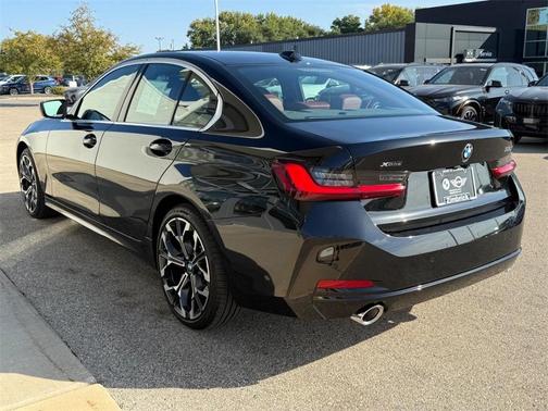 2025 BMW 330 i xDrive