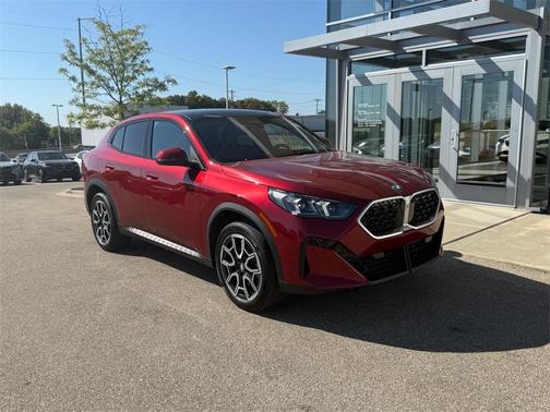2025 BMW X2 xDrive28i