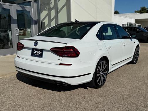 2018 Volkswagen Passat 3.6L V6 GT