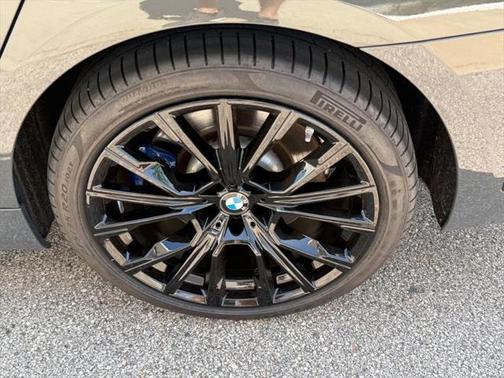 2022 BMW 750 i xDrive
