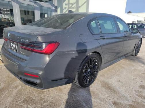 2022 BMW 750 i xDrive