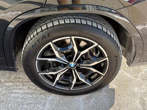 2023 BMW X4 xDrive30i