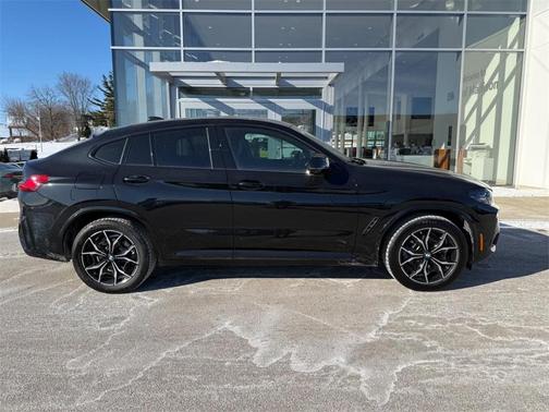 2023 BMW X4 xDrive30i