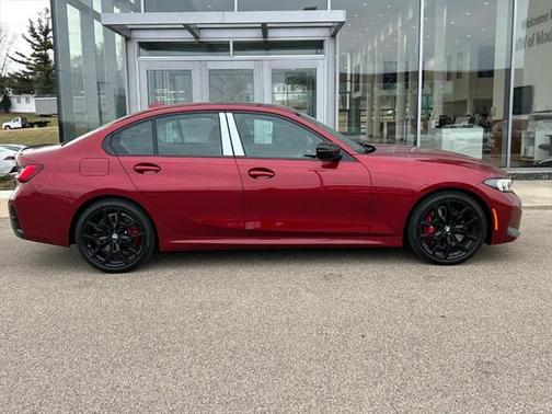 2025 BMW 330 i xDrive
