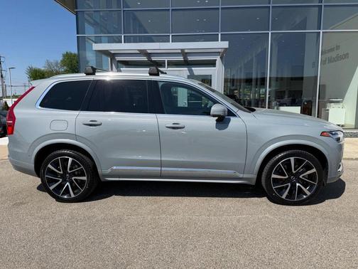 Vapour Grey Metallic 2024 Volvo XC90 B6 Plus Bright Theme 7-Seater