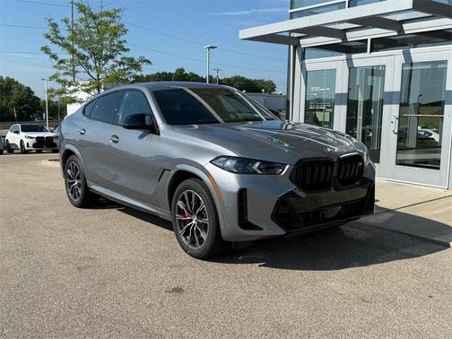 2025 BMW X6 M60i