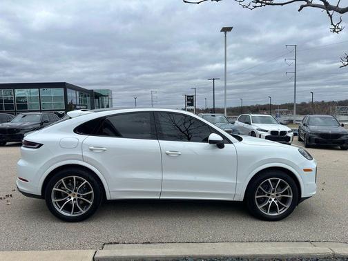 2025 Porsche Cayenne Cayenne