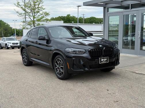 Black Sapphire Metallic 2025 BMW X4 M40i