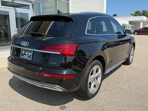 2021 Audi Q5 45 Prestige