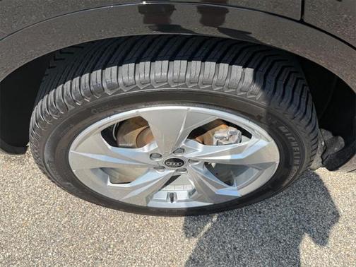 2021 Audi Q5 45 Prestige