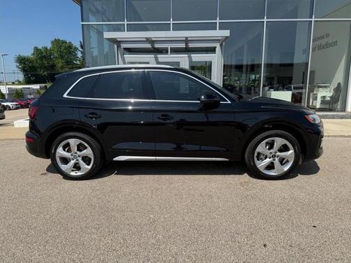 2021 Audi Q5 45 Prestige