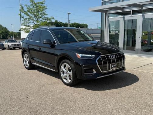 2021 Audi Q5 45 Prestige