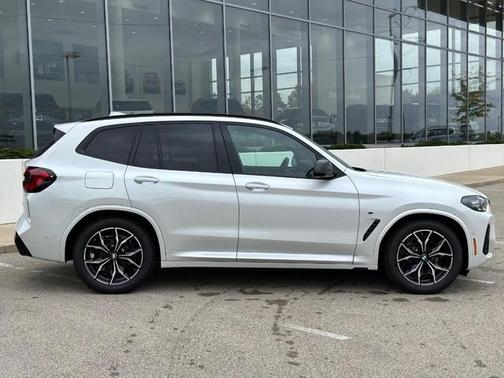 2024 BMW X3 M40i