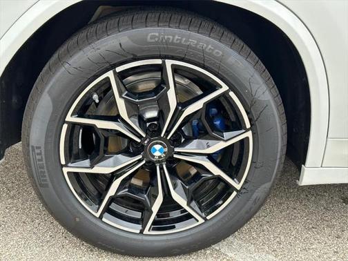 2024 BMW X3 M40i