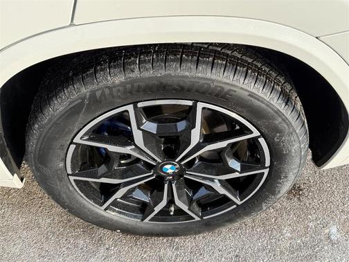 2024 BMW X3 M40i