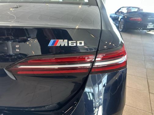 2024 BMW i5 M60