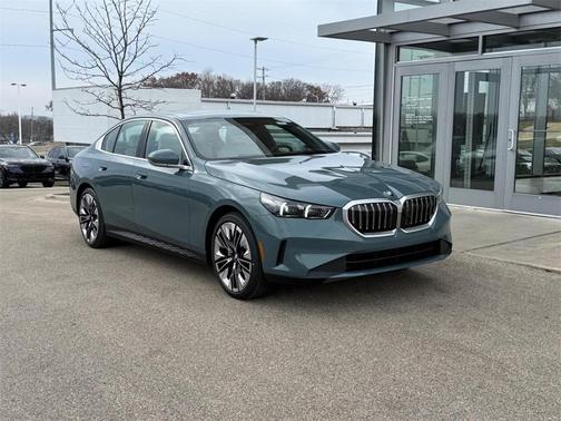 2026 BMW 530 i xDrive