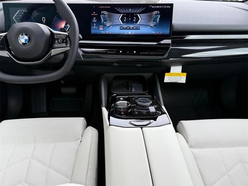 2026 BMW 530 i xDrive