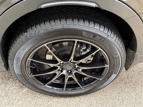 2022 Subaru Outback Touring XT