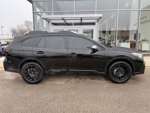 2022 Subaru Outback Touring XT