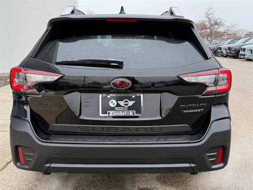 2022 Subaru Outback Touring XT