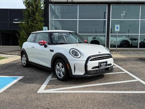 2024 MINI Hardtop Cooper