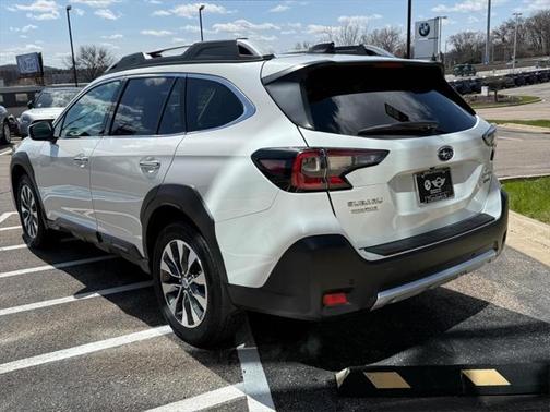2023 Subaru Outback Touring