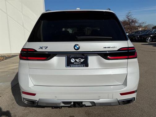 2023 BMW X7 xDrive40i