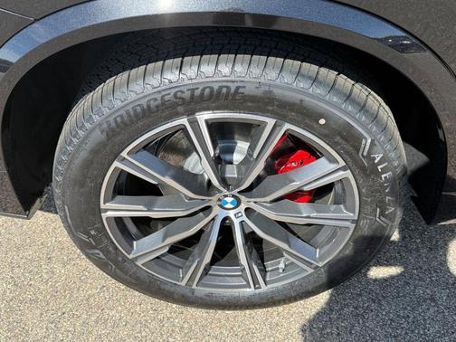Black Sapphire Metallic 2026 BMW X5 xDrive40i