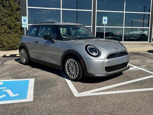 2025 MINI Hardtop Cooper