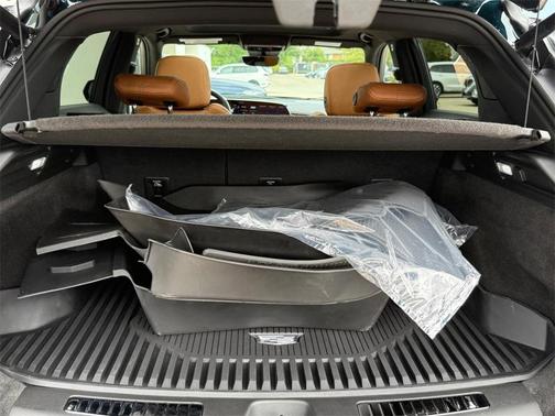 2025 Cadillac XT4 Sport