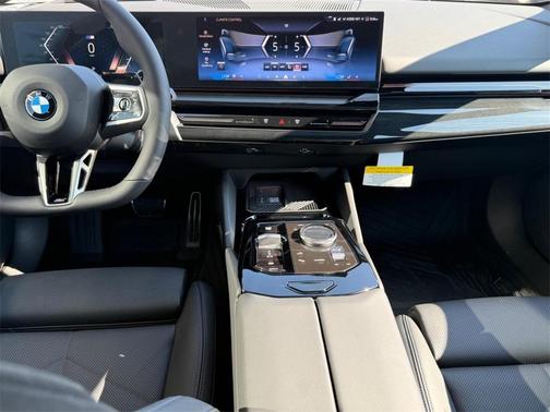 2026 BMW 530 i xDrive