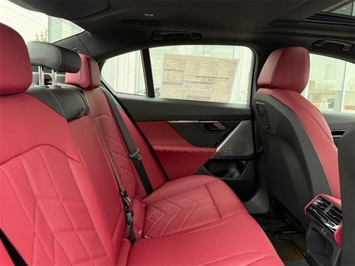 2026 BMW 530 i xDrive