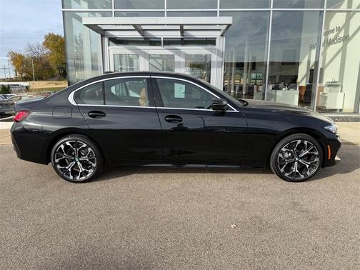 2026 BMW 330 xDrive NA