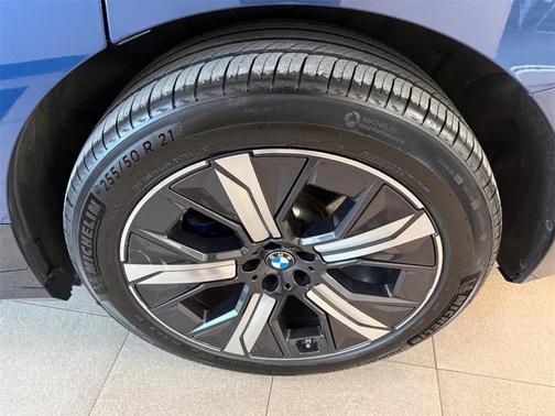 2024 BMW iX xDrive50